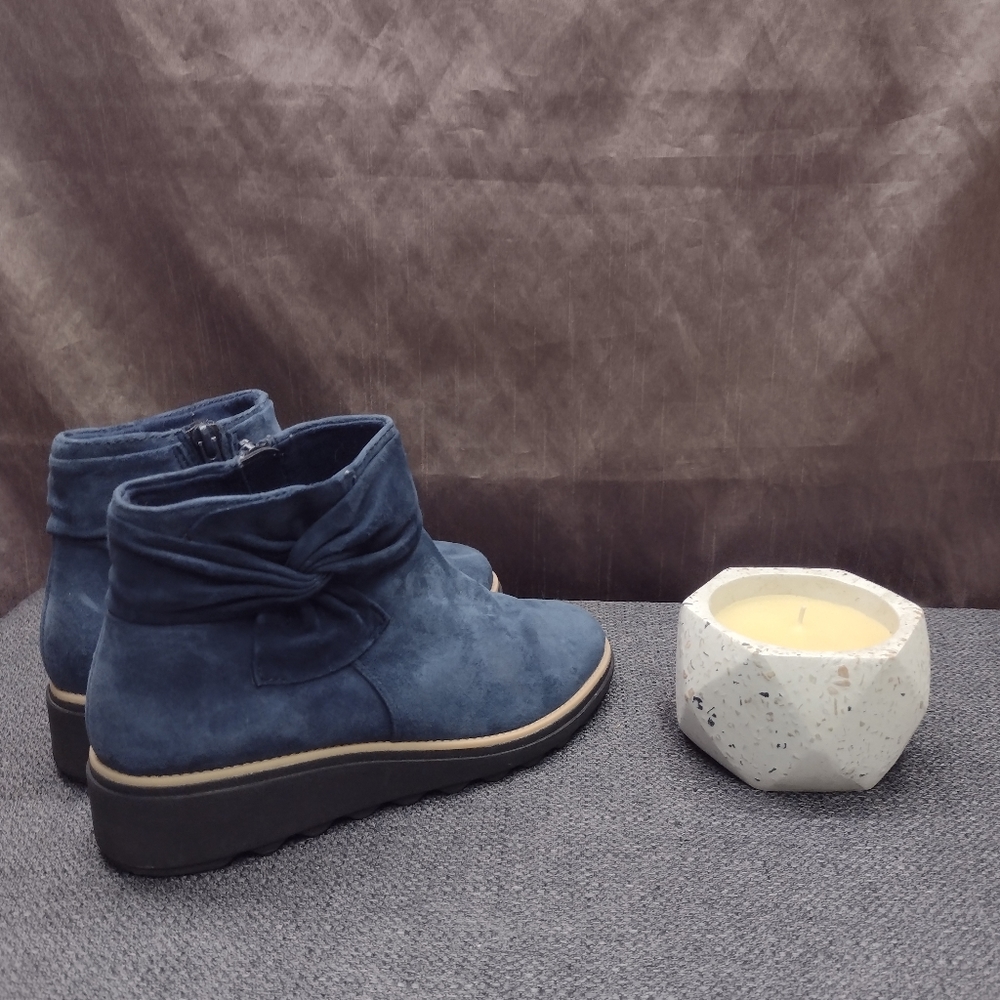 Clarks Collection blue suede booties